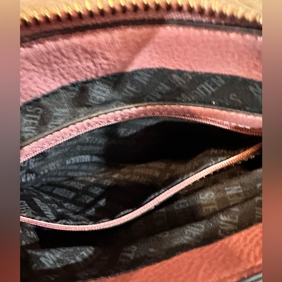 🌸Steve Madden Blush Mauve Crossbody Purse with Gold Spike Accents🌸 - Picture 14 of 16